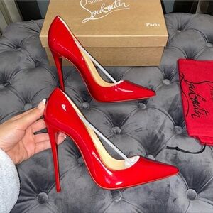 Christian Louboutin So Kate